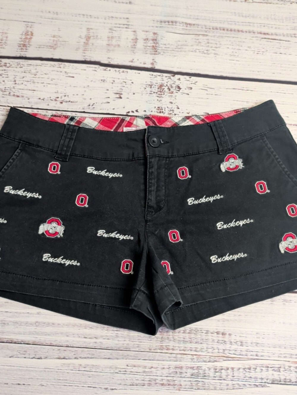 Ohio State Buckeyes E5 College Classics Womens Size 9 Shorts Embroidered Logo